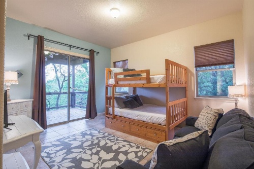 Bella'S Cove Home image 45